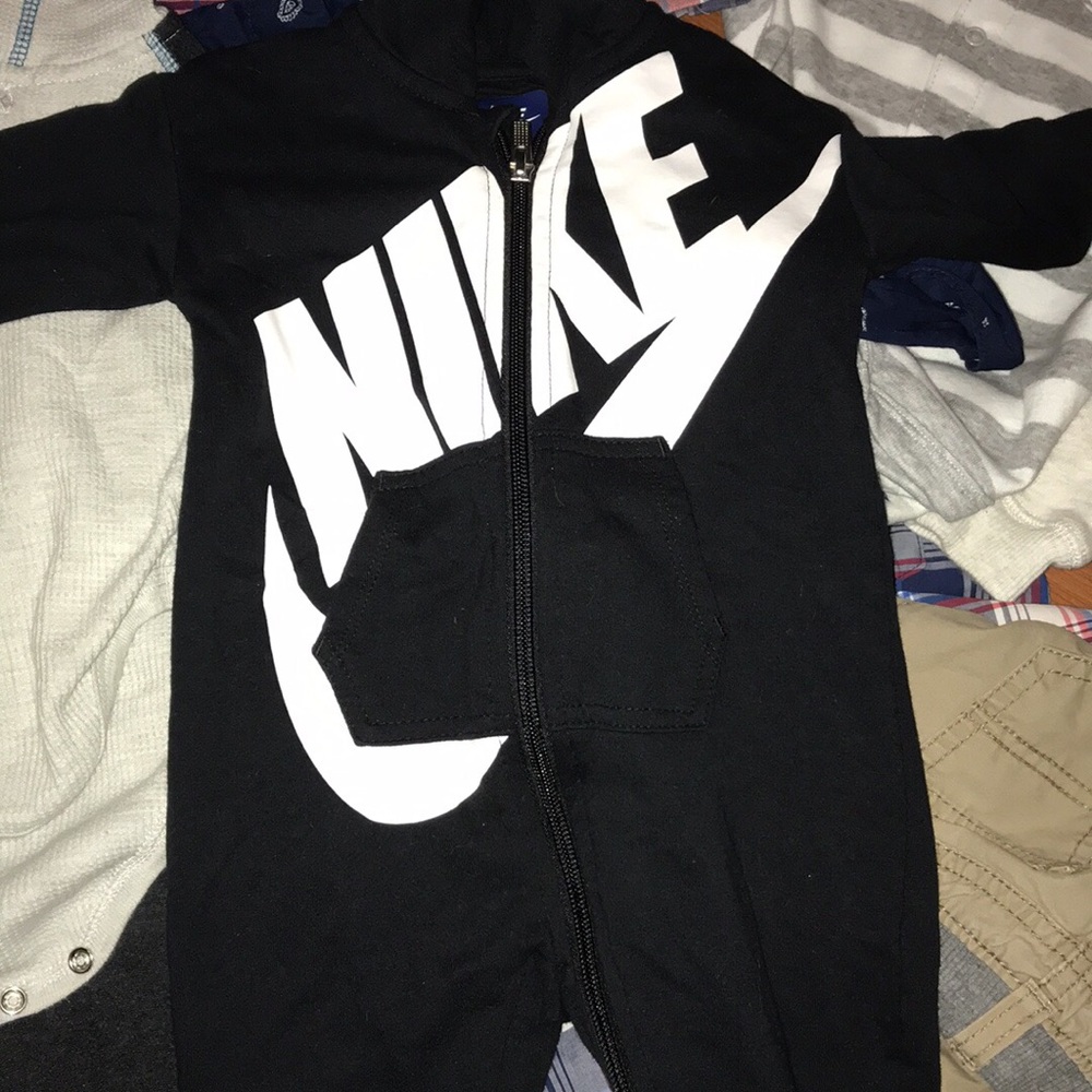 Baby clothes